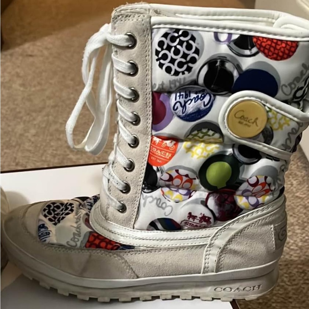 Coach boots